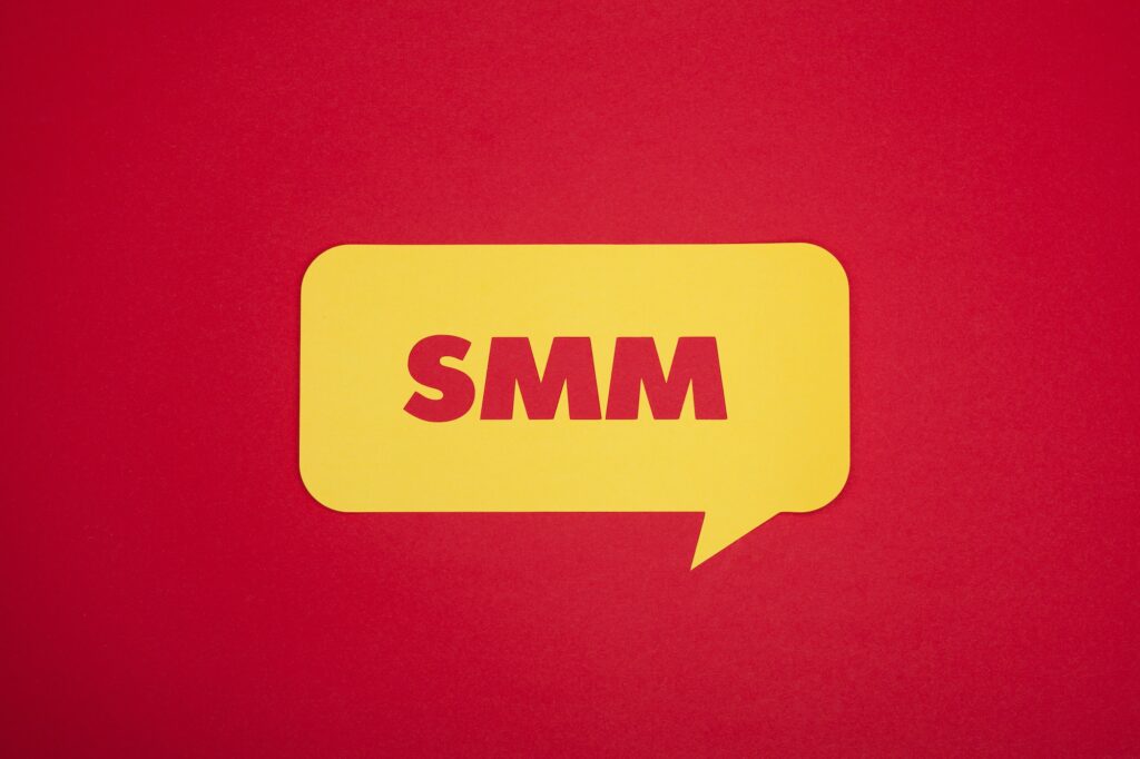 How SMM Drives Customer Loyalty: 8 Key Insights